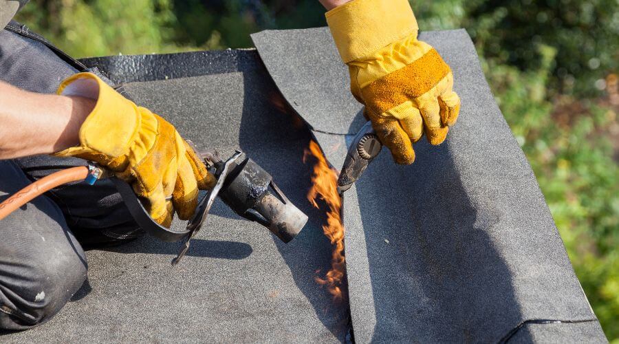 Expert Emergency Roof Repairs services in Wakefield, MA